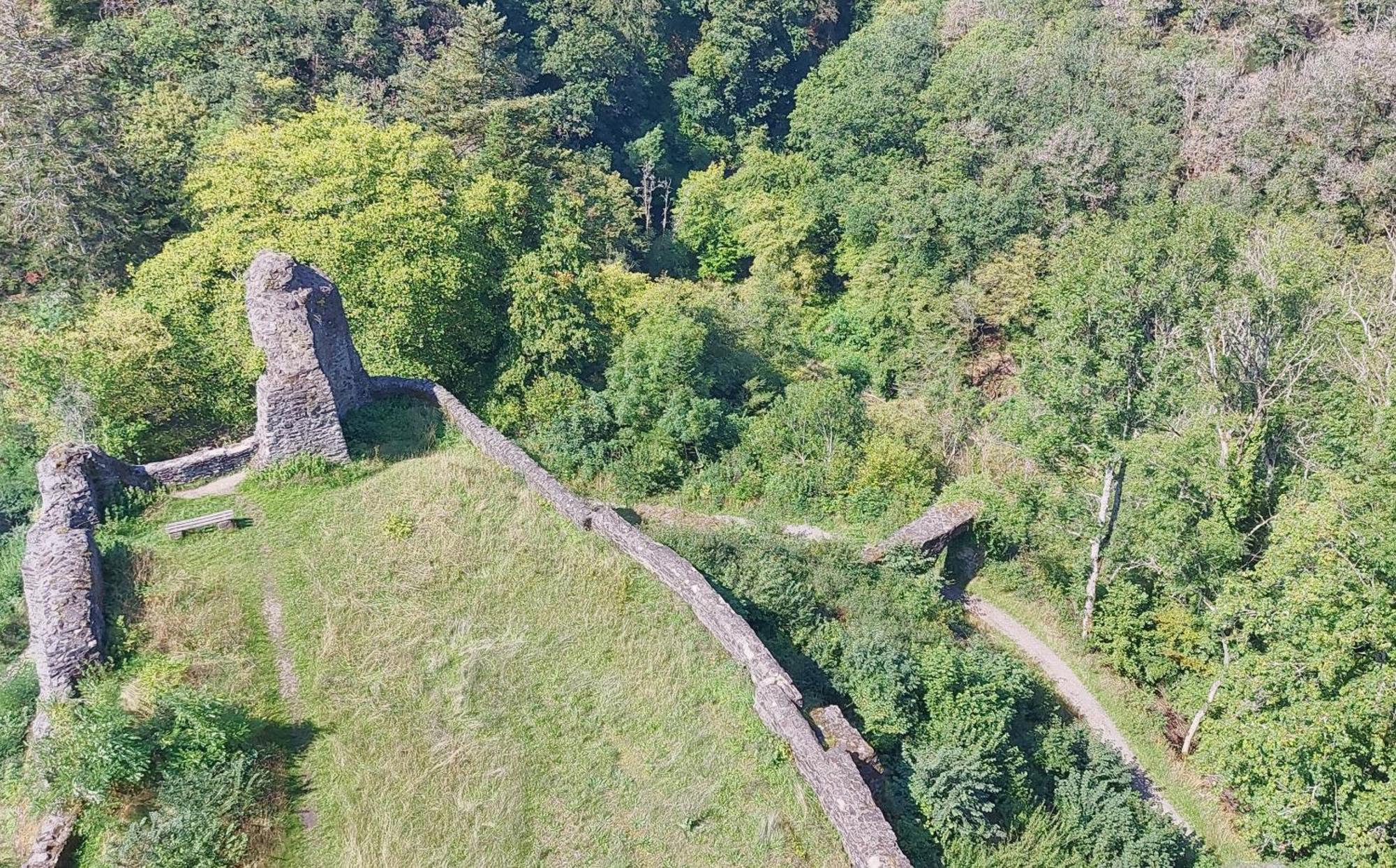 Pension Zur Quelle Deudesfeld Exteriör bild